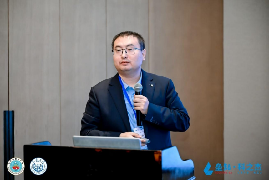 1124-多樂士專業(yè)混凝土防護(hù)裝飾涂料重磅上市(定稿)1251